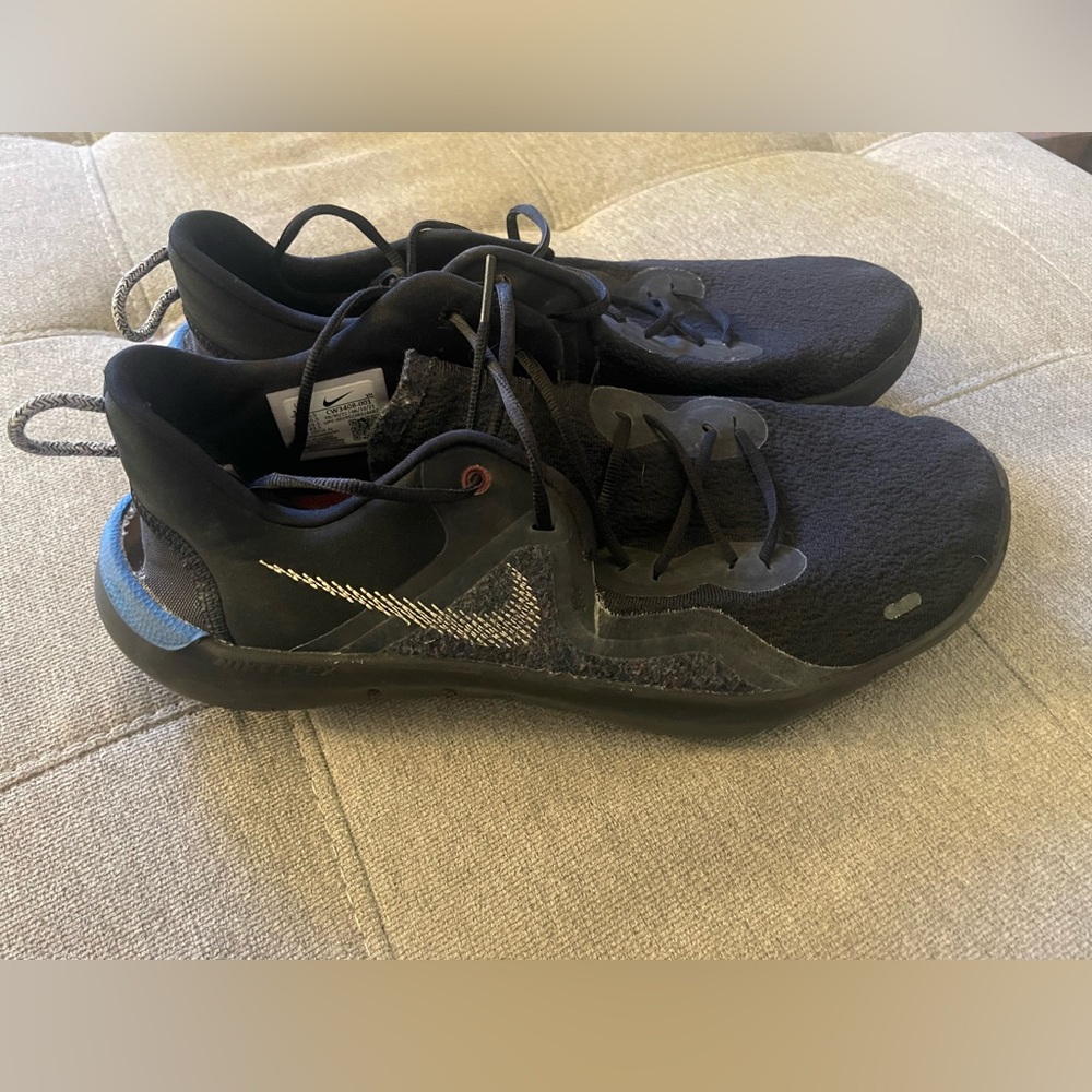 Nike running shoes men’s size 11.5